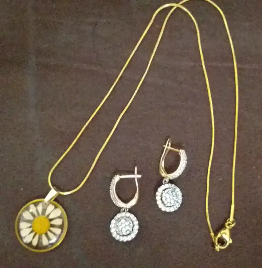 KALUNG LIONTIN ANTING CLASSIC LAWASAN ANTIK + BONUS (COLLECTOR ONLY)