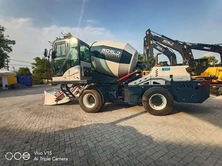 CARMIX SELF LOADING MIXING M350 BRAND WORLD