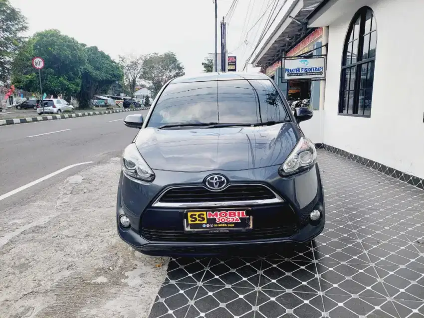 DP 1 Jt. SIENTA V 2017 AUTOMATIC