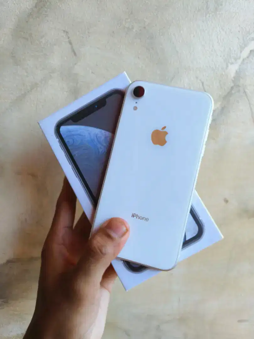 iphone xr 128gb fullset wifi only