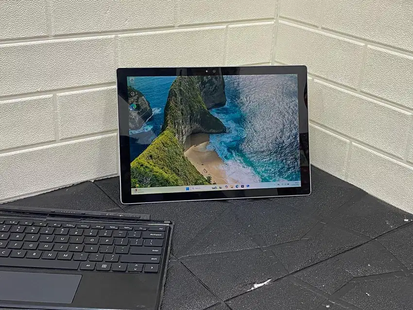 Microsoft Surface  Touchscreen  #minus keyboard nya ga jalan
