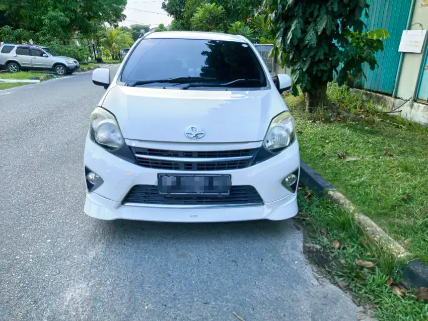 Toyota agya 1.0 trd A/T 2015 tanpa dp