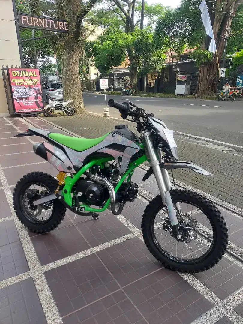 Trail Tanggung mesin 4 tak 110cc Ban Ring 14-12 Hokky Malkot