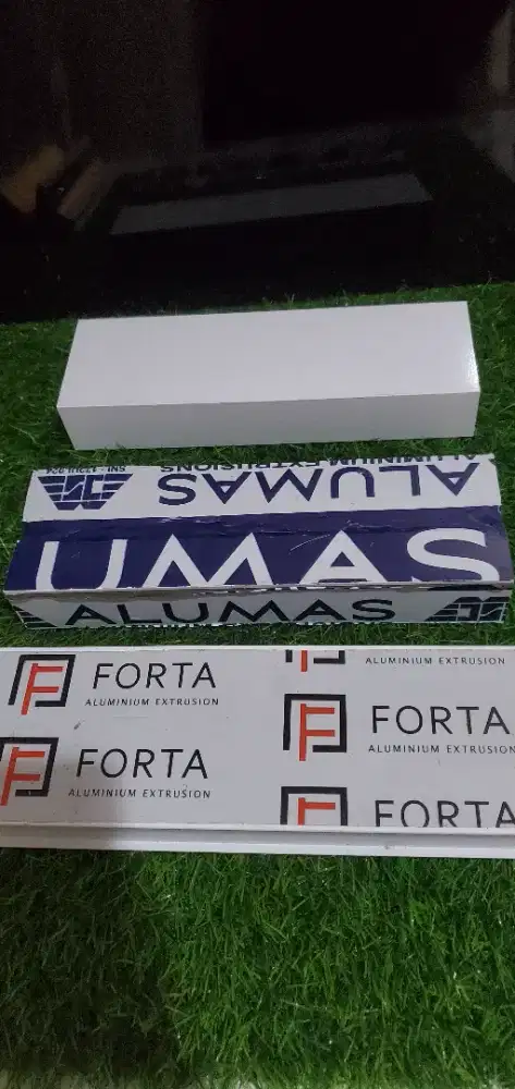 Plafon Gypsum, Plafon pvc, Kusen Alumunium partisi, sekat ruang pintu