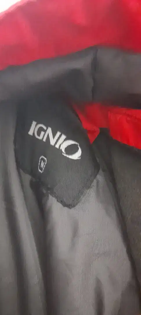Jaket out door ignio tekhnologi stretch,lapisan isolasi dan velcro