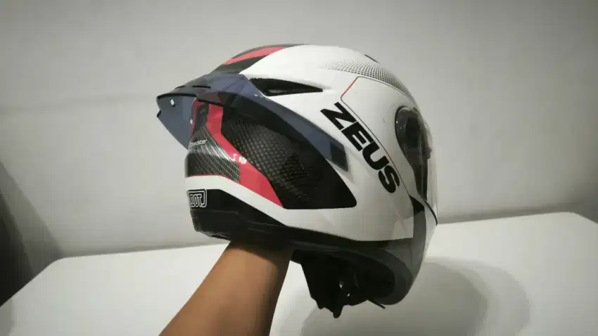 Helm Zeus ZS 811 Full face inc spoiler