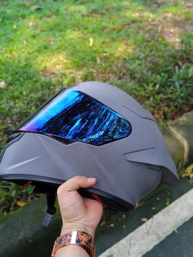helm MLA seri Tt corse mulus