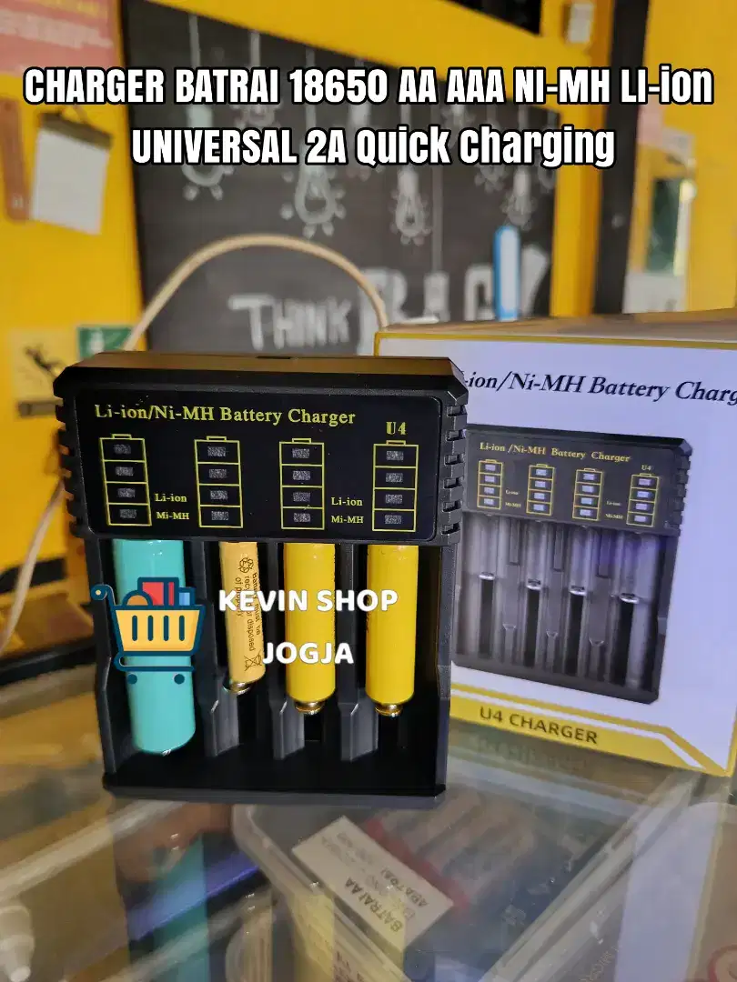 CHARGER BATRAI 18650 AA AAA NI-MH LI-ion UNIVERSAL 2A Quick Charging