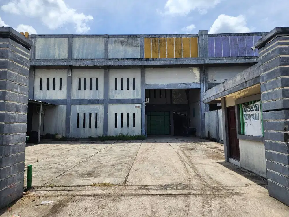 DISEWAKAN GUDANG DAN KANTOR