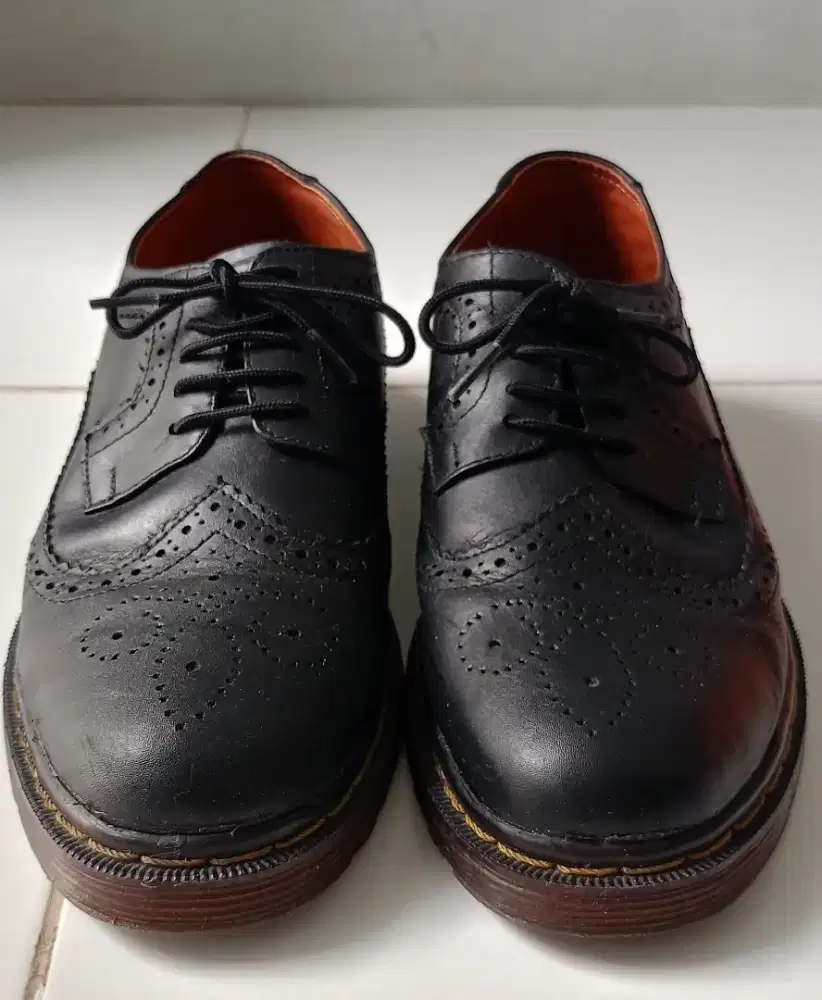 Sepatu Docmart Lokal