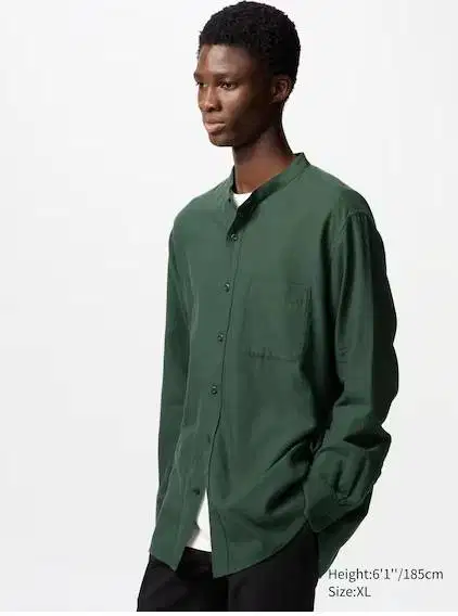 Uniqlo Kemeja Soft Twill Kerah Tegak Lengan Panjang SIze S