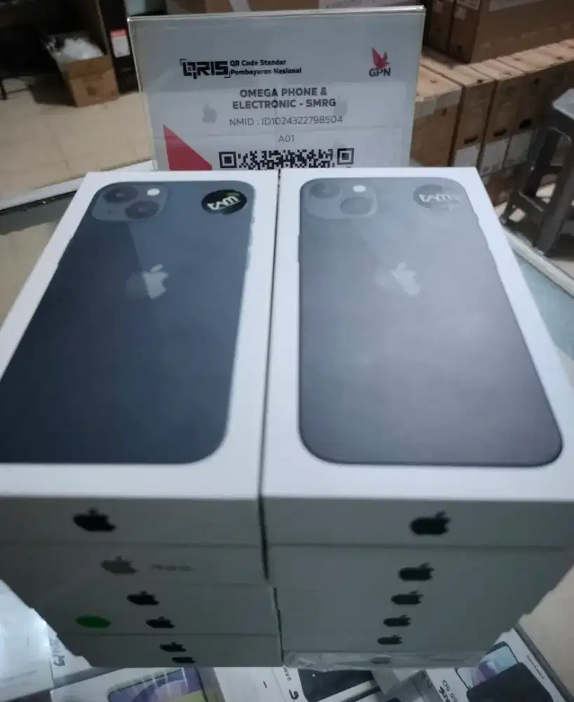 new iPhone13 128gb Garansi resmi 1 tahun