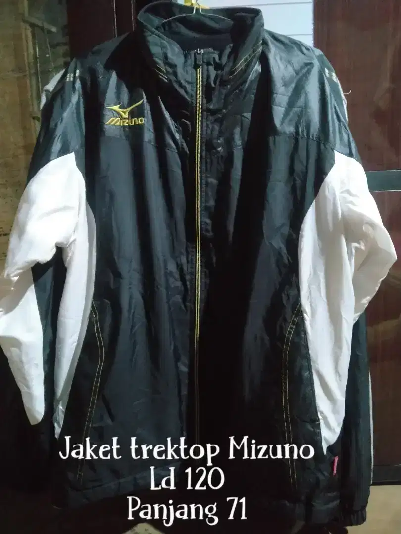 Jaket tracktop Mizuno size L