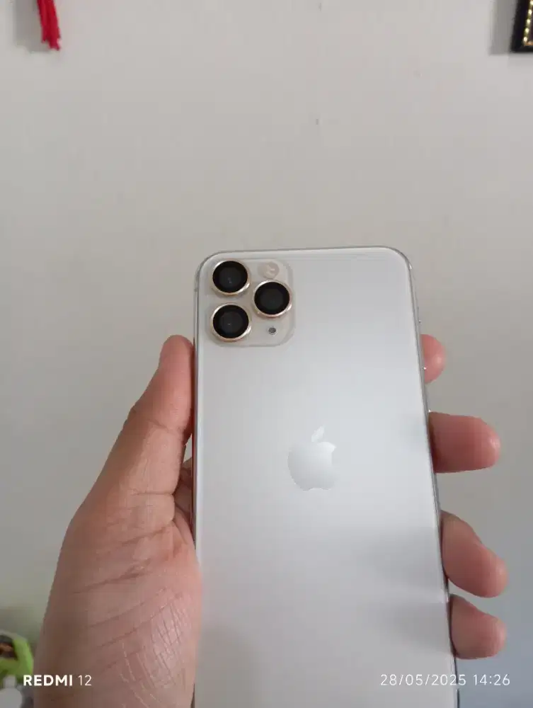 iPhone 11 pro 256gb white