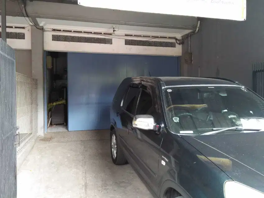 Dijual Ruko 3 lantai ex kantor di Sayap Ciateul Moh.Ramdan