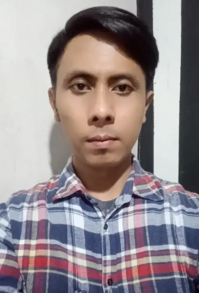 cari pekerjaan di pabrik atau di gudang