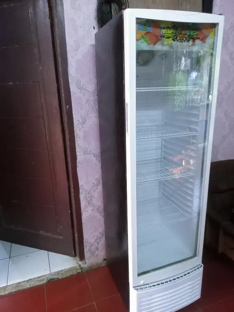 Di jual showcase pendingin minuman merk RSA 4 rak susun NORMAL DINGIN