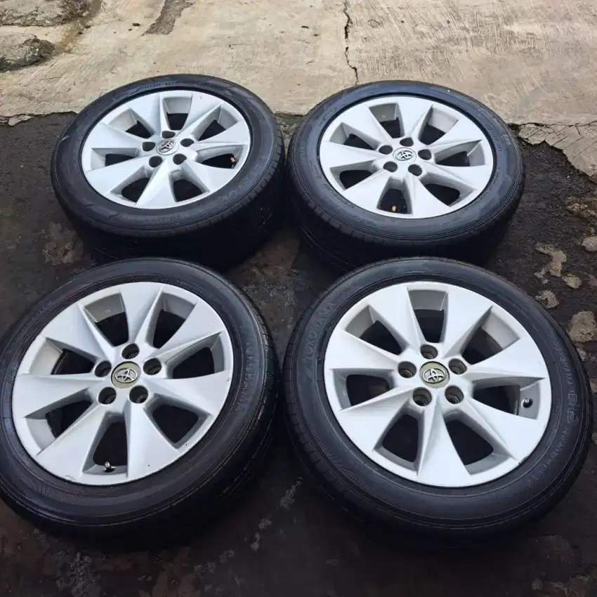 Alphard velg mobil toyota alphard r17 bisa buat innova rush dll