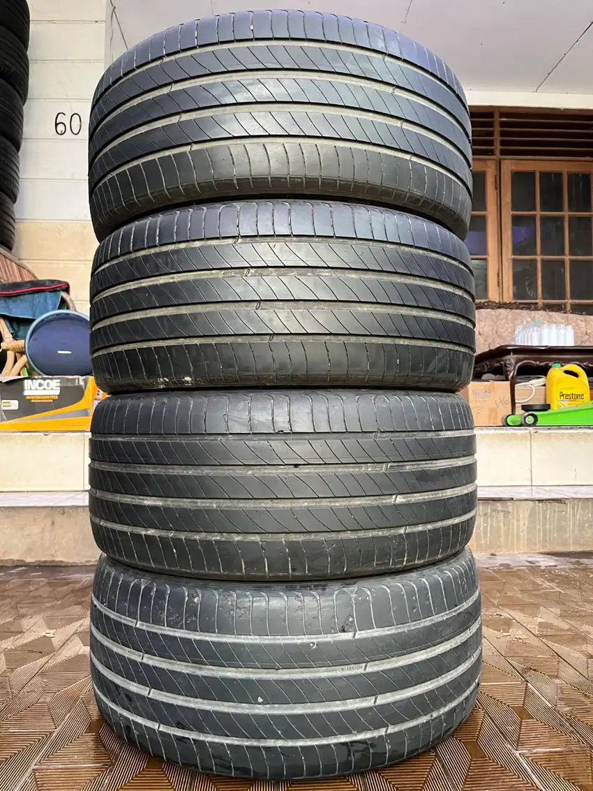 Ban Michelin Pilot Sport 4 225 45 r17  4Pcs