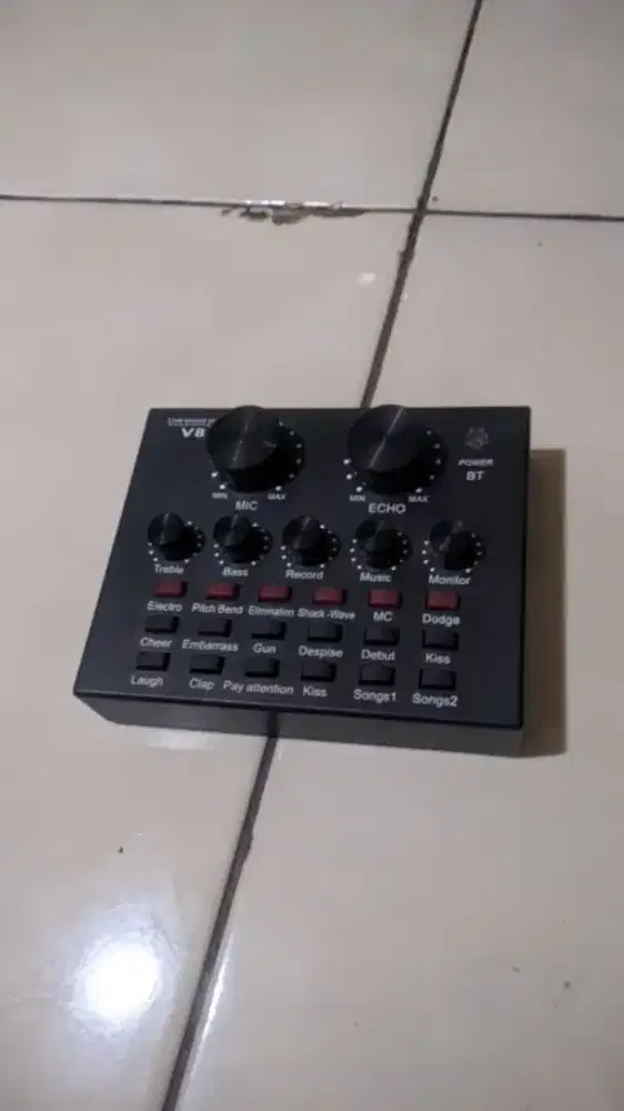 Soundcard sama proyektor mini