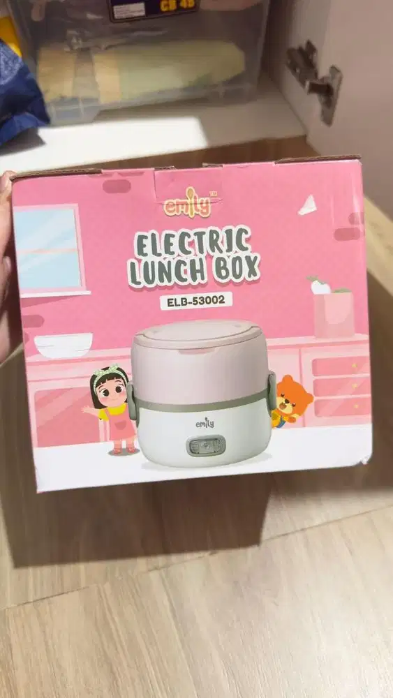Emily lunch box