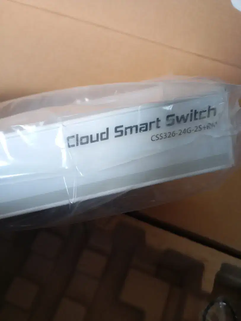 MikroTik CSS326-24G-2S+RM switch 24 port