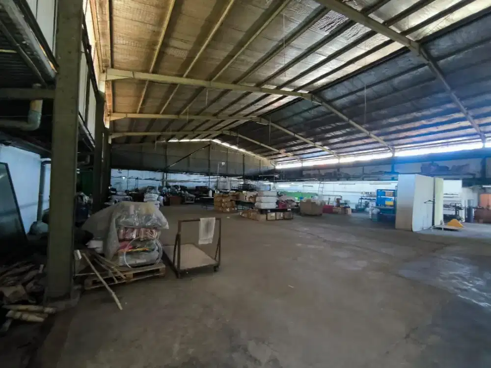 DIJUAL GUDANG AKSES CNTR DI KOPO CILAMPENI KAB BANDUNG