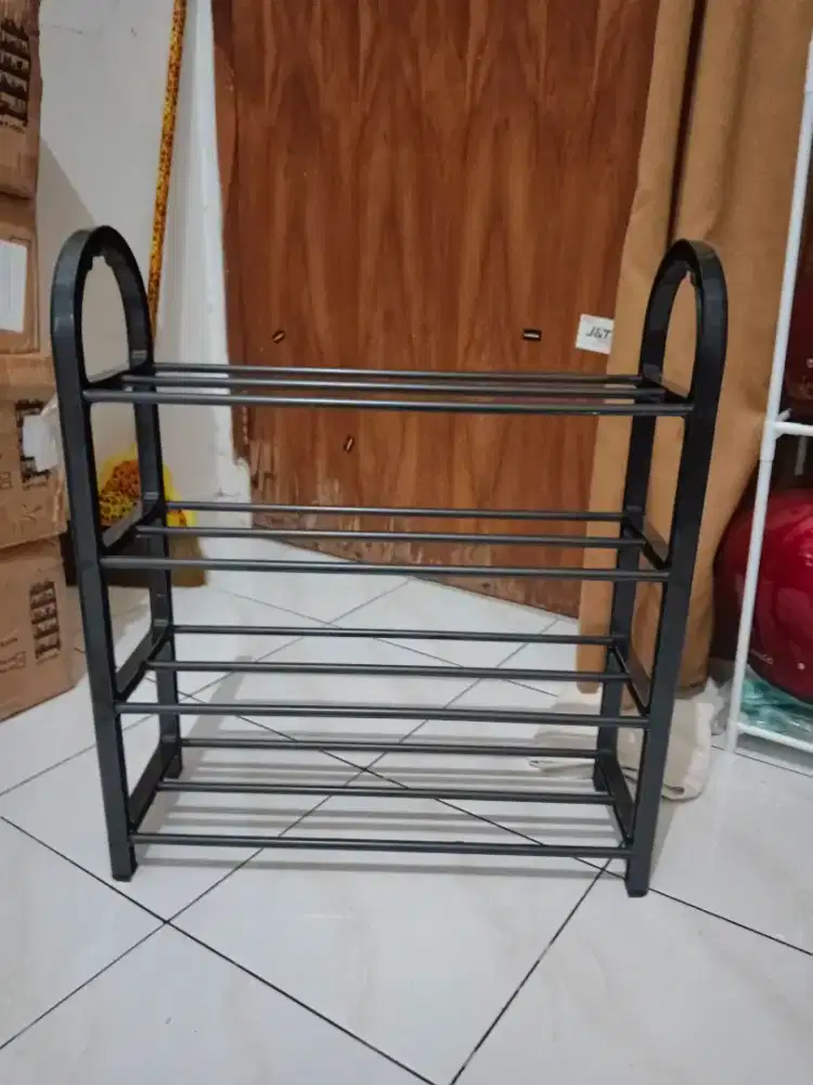 BARU-Rak Sepatu Sandal Bahan Plastik 4susun Warna Hitam Uk.52x18x60cm