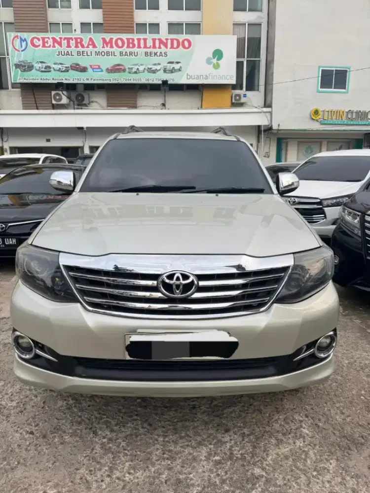 Fortuner G diesel matic 2012 istimewa dp 35 jt