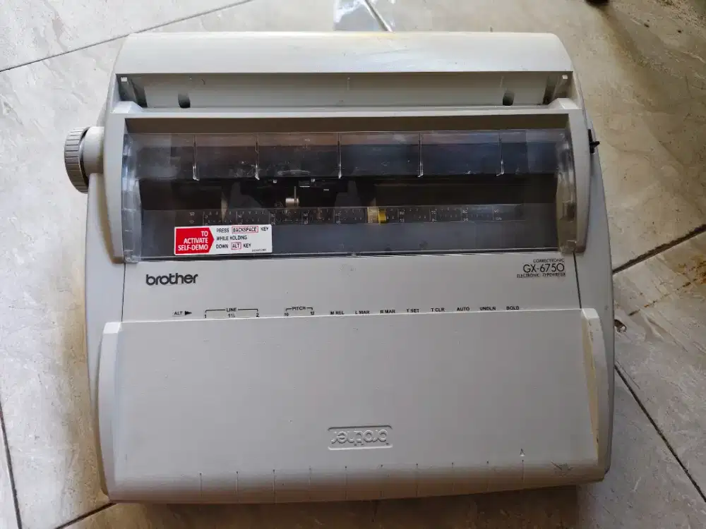 Mesin ketik brother GX-6750