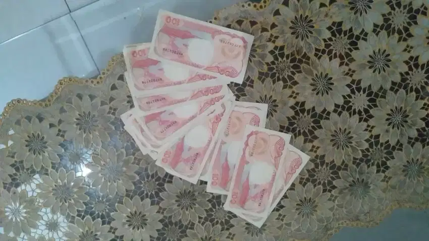 Jual uang kuno rp 100,- Kapal Penisi tHun 1992