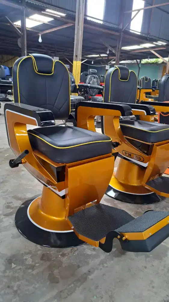 Menjual Kursi barber barbershop pangkas cukur PM Pinter men di Bekasi