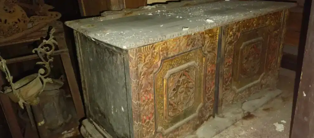 Lemari antik tiongkok