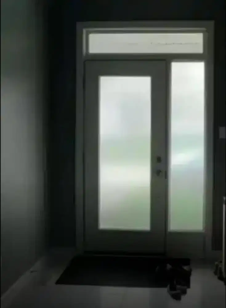 Tekanan sinar UV yang masuk tahan dg stiker sanblas kaca film