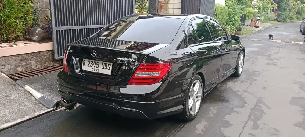 Mercedes-Benz C250 2013 Bensin