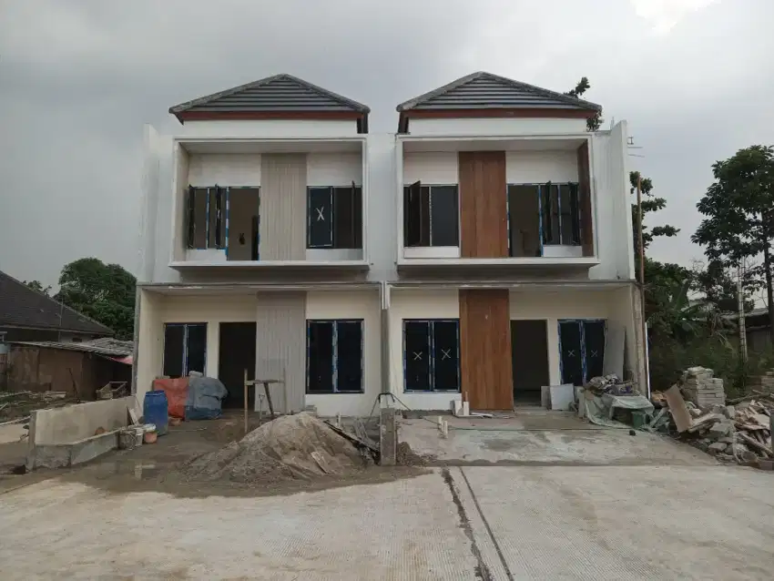 CLUSTER BARU 15 MENIT KE LRT