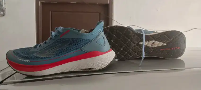 Sepatu nineten ori untuk running atau santai