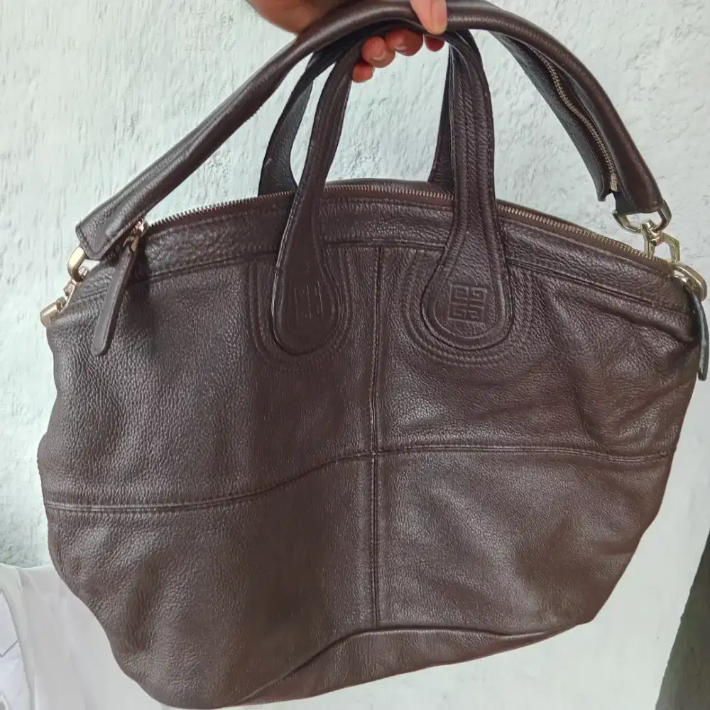 Givrnchy nightingale large size