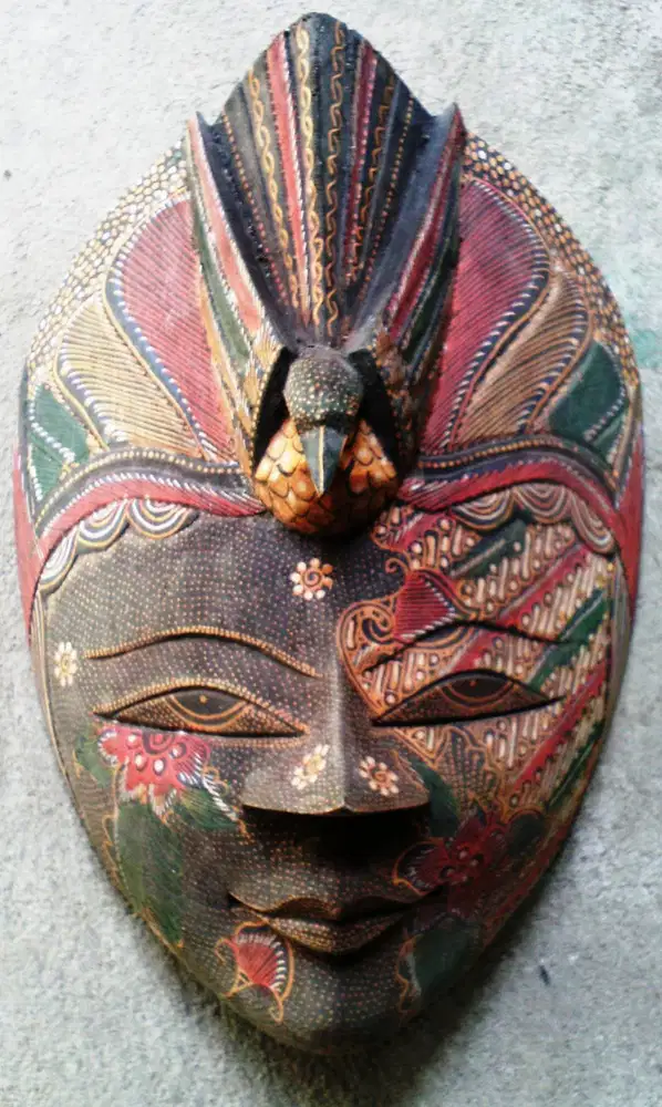 Topeng Kayu Batik