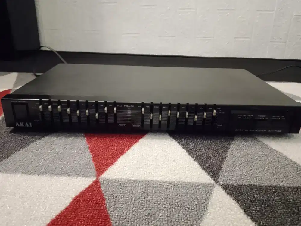 Equalizer AKAI (Japan)