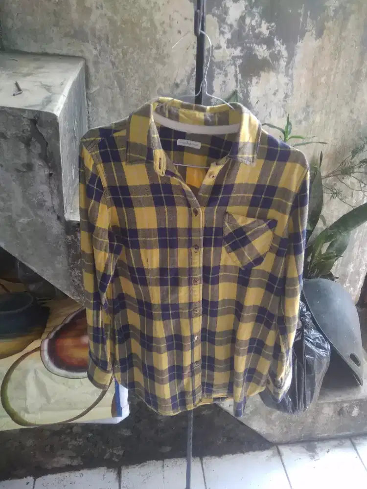 Flanel Kemeja Thrifting