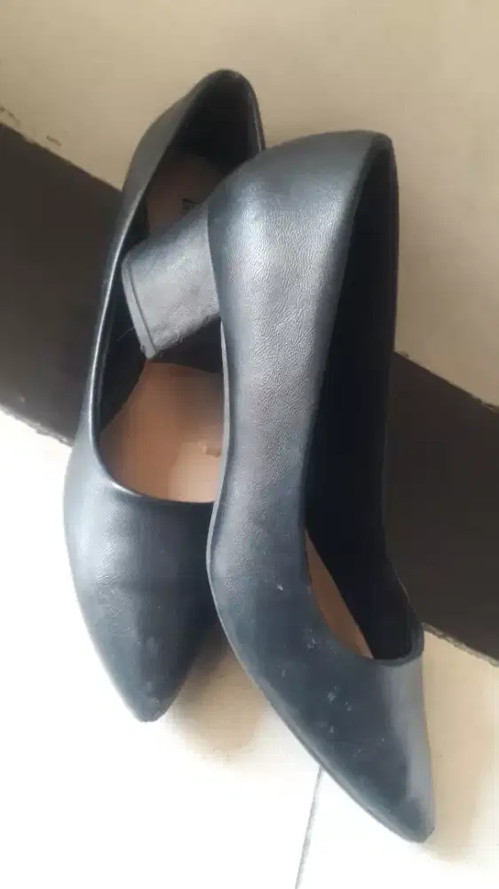 Dipakai cuma 2x aja kondisi bnr2 kaya baru no 38/39