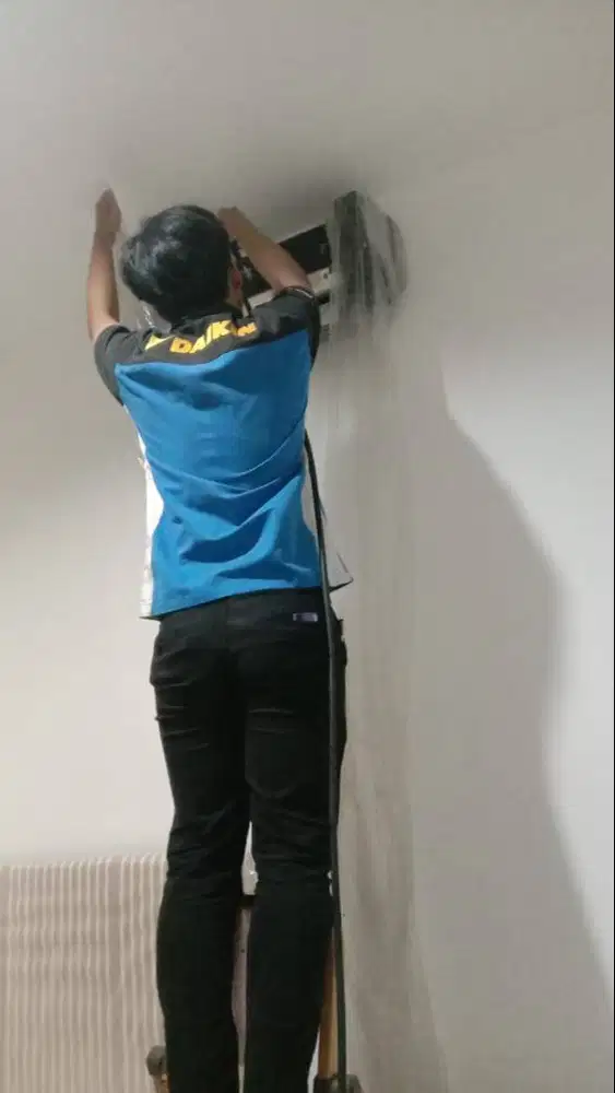 LOWONGAN UNTUK TEKNISI AC BERPENGALAMAN