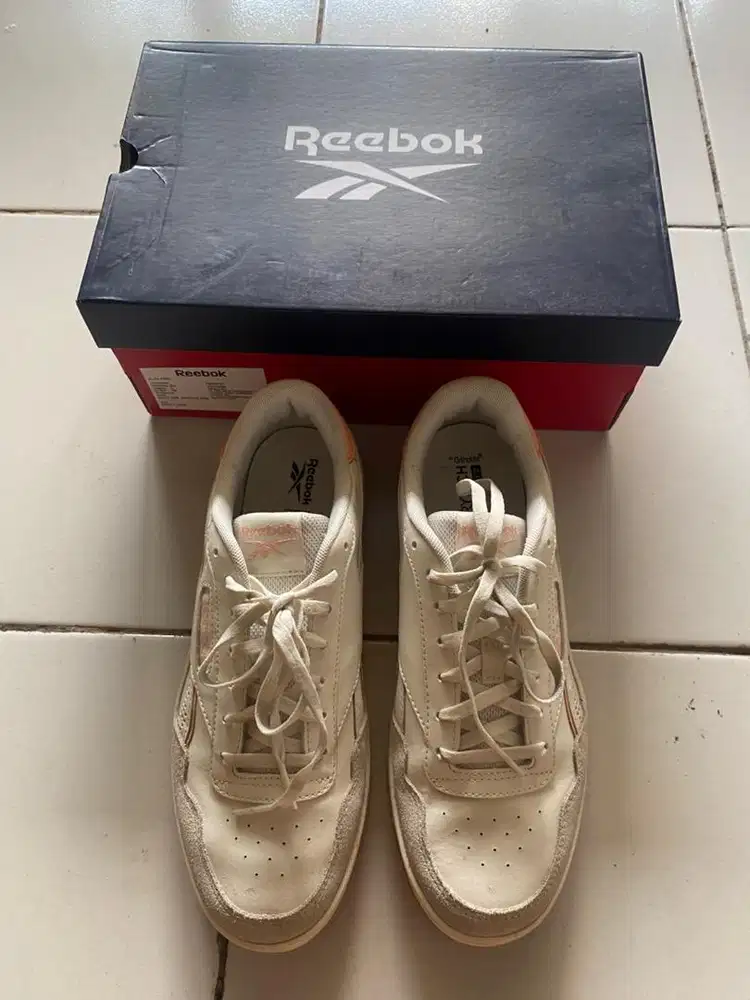 Sepatu Reebok Court Advance