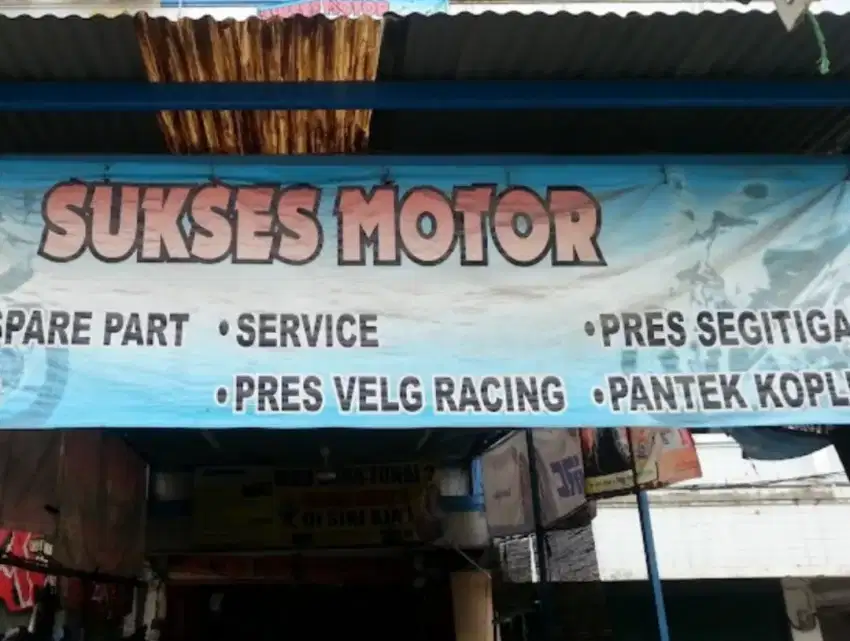 Dibutuhkan Montir Motor Berpengalaman