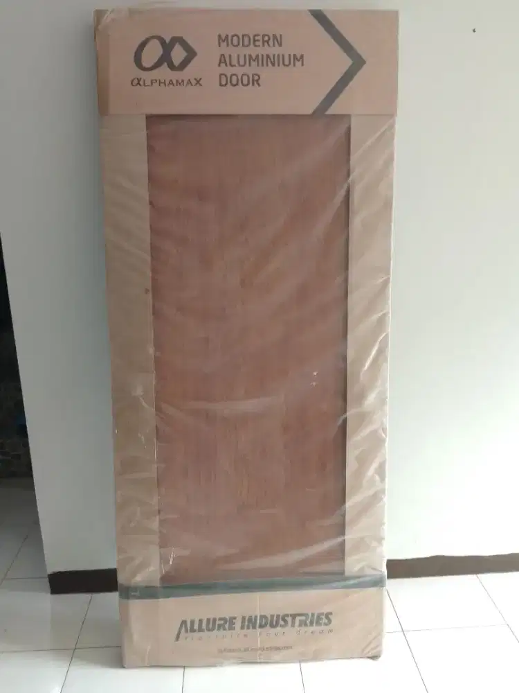 Bismillah, Dijual pintu alumunium Alphamax urat kayu 90x210