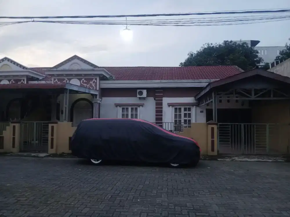 Rumah siap huni, asri, nyaman, aman, strategis dan bebas banjir