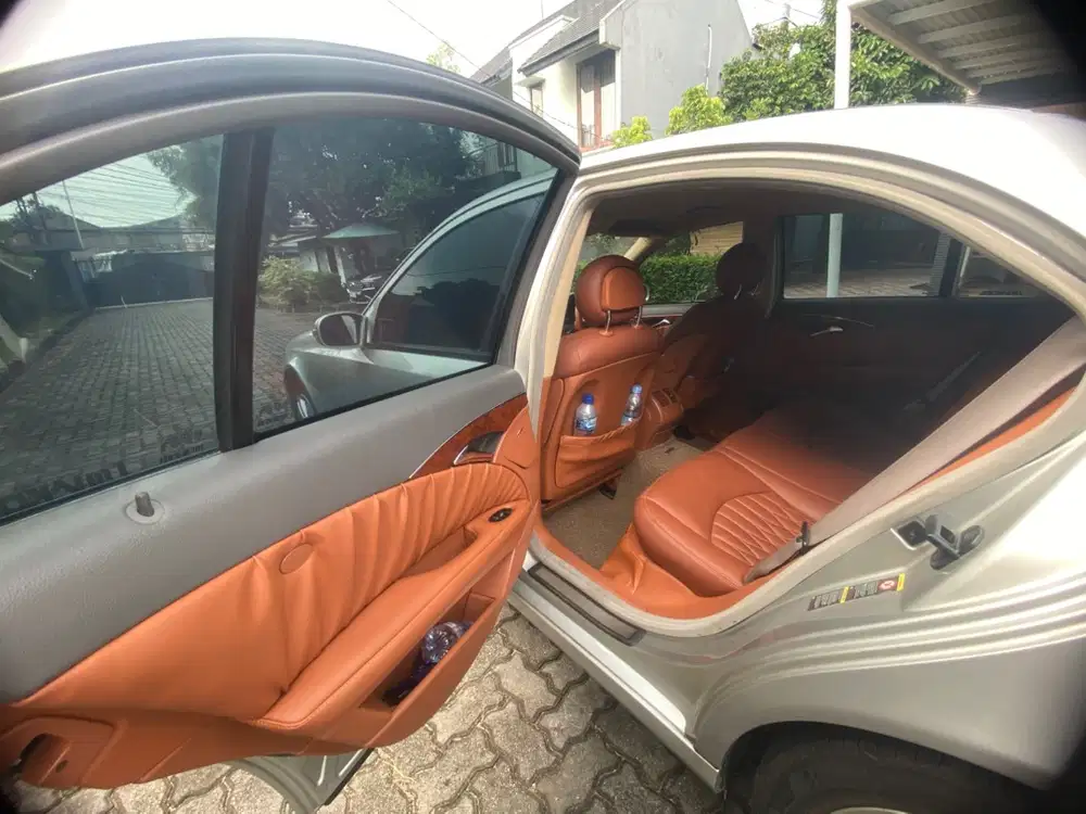 Mercedes-Benz E240 ELEGANCE 2003 Bensin