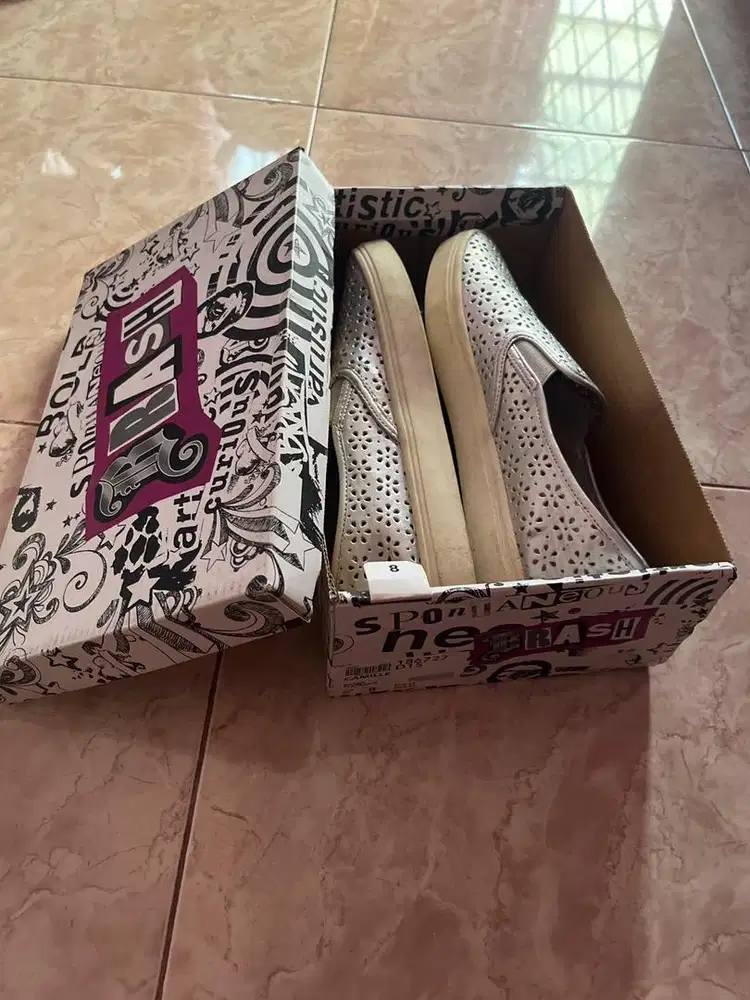 Silver shoes prelove