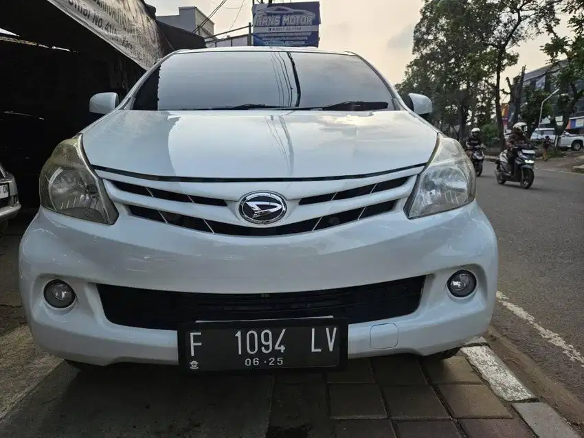 XENIA R DLX AT MATIC 2015,DP3JT